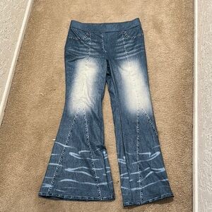 Stylish Blue Flared Women's Jeans